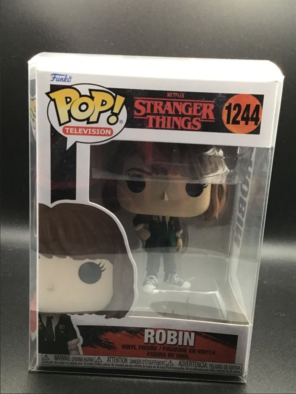 Funko Pop! Stranger Things Robin Buckley #1244 w/ Pop Protector Brand New NIB!
